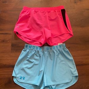 Ladies Under Armour Small Shorts